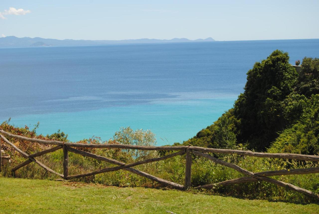 Marianna Sea View Afitos Apartment Luaran gambar
