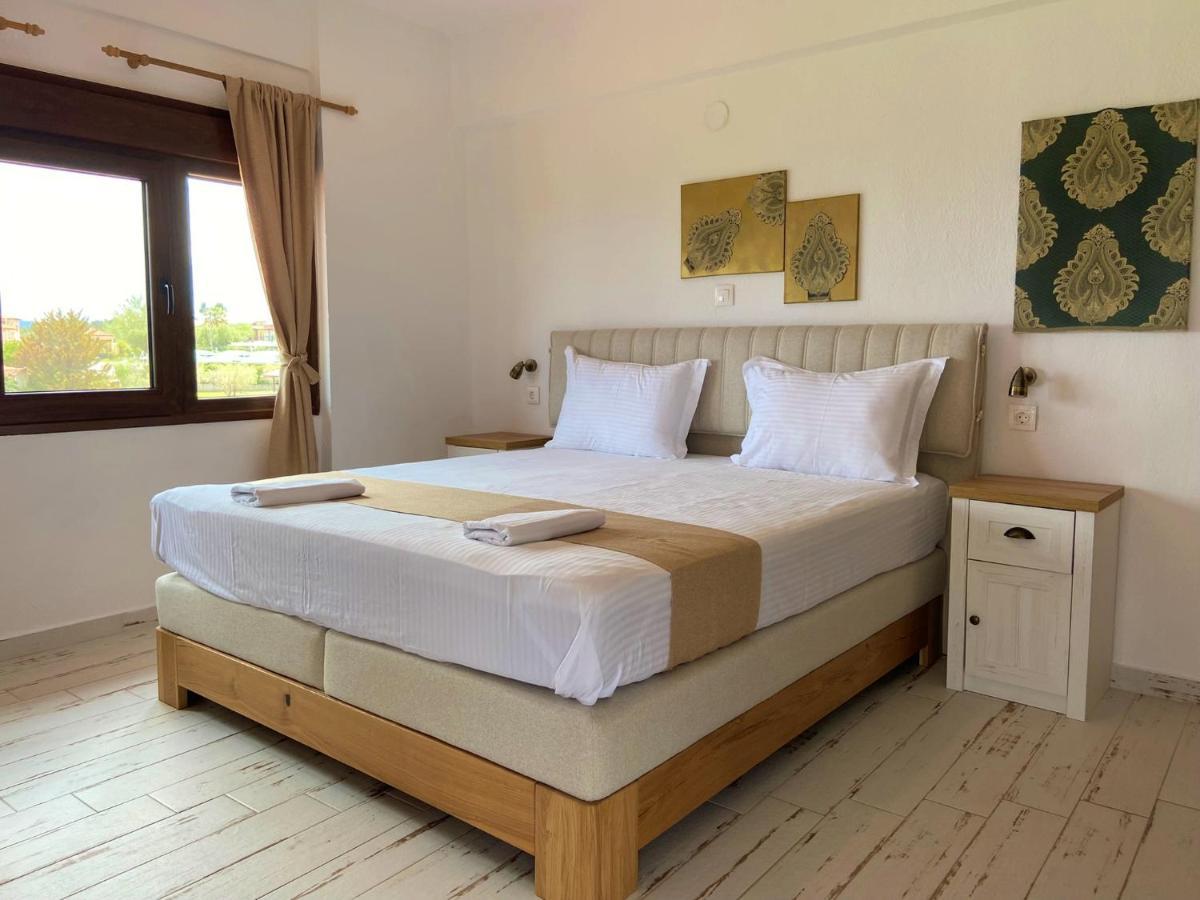 Marianna Sea View Afitos Apartment Luaran gambar