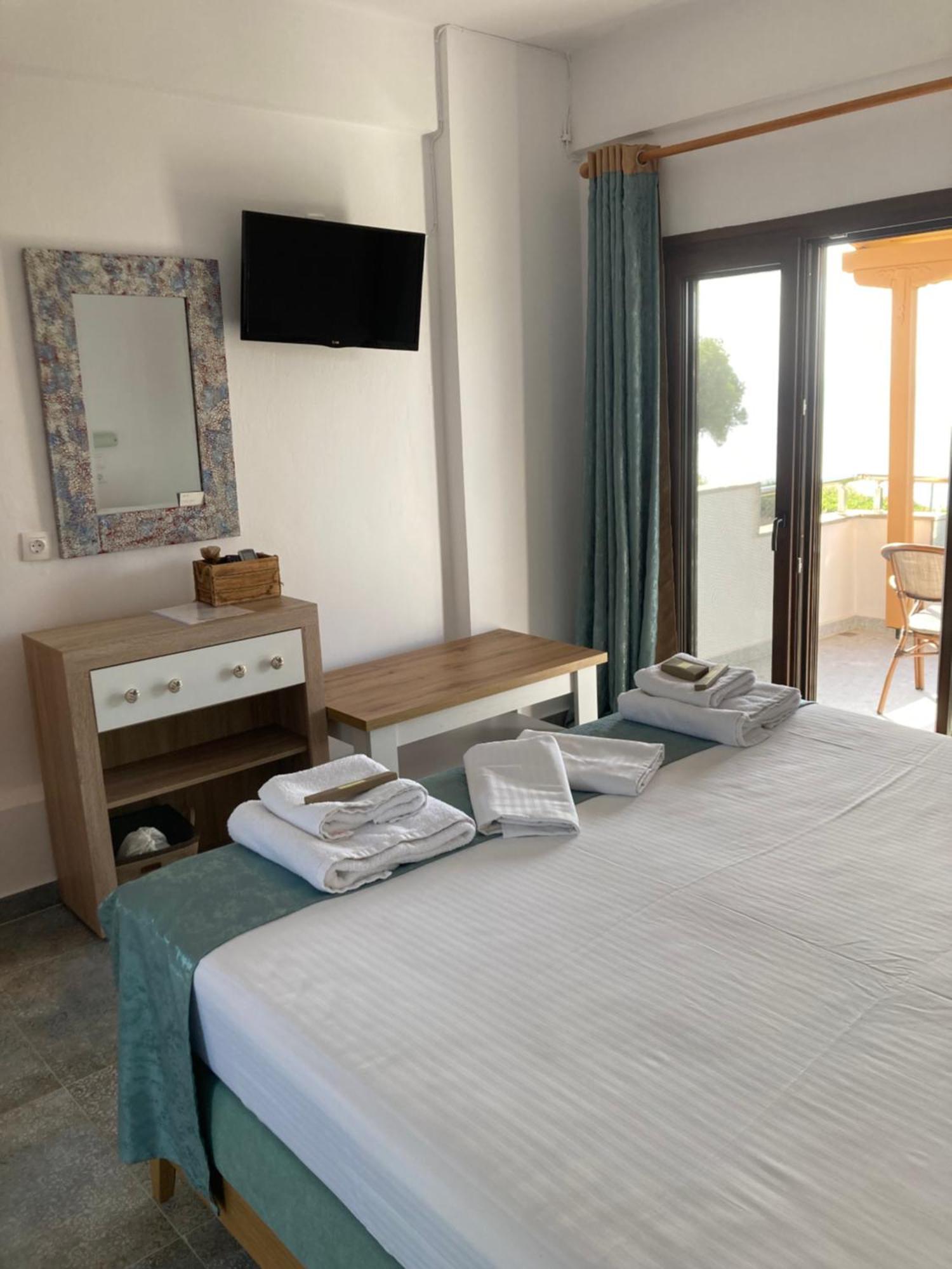 Marianna Sea View Afitos Apartment Luaran gambar